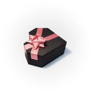 Фігурна коробка у вигляді серця для солодощів